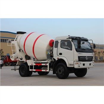 Camión mezclador 4*2 de camión mediano Dayun